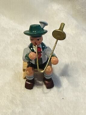Erzgebirge Tyrolean Boy trumpet Beer Octoberfest Germany Expertic Collectibles